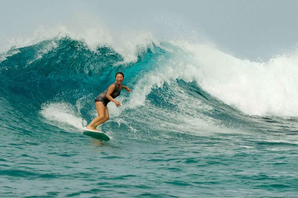 Six Senses Laamu -Surfing