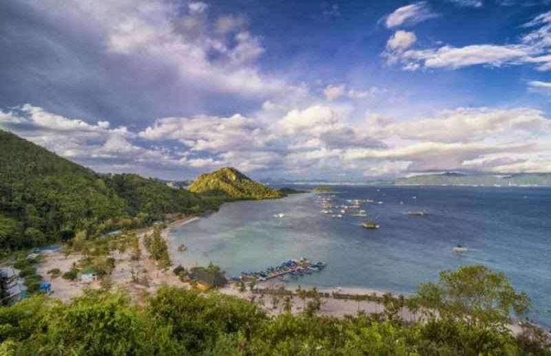 Sumatra Beaches and Islands