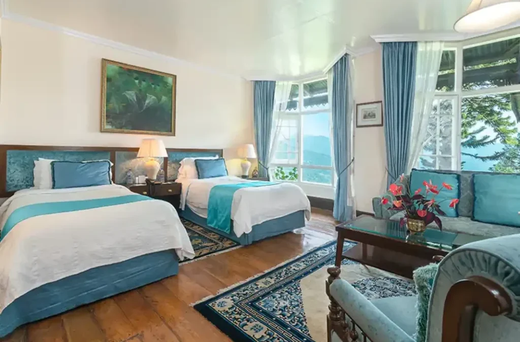 The Elgin Silver Oak