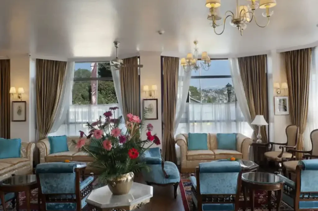 The Elgin Silver Oak