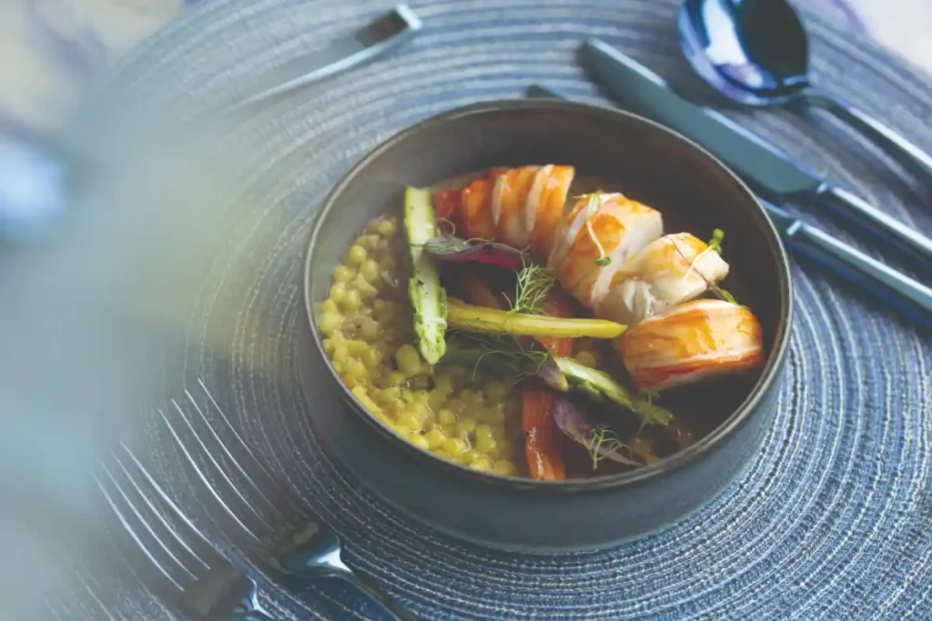 OBLU SELECT Lobigili