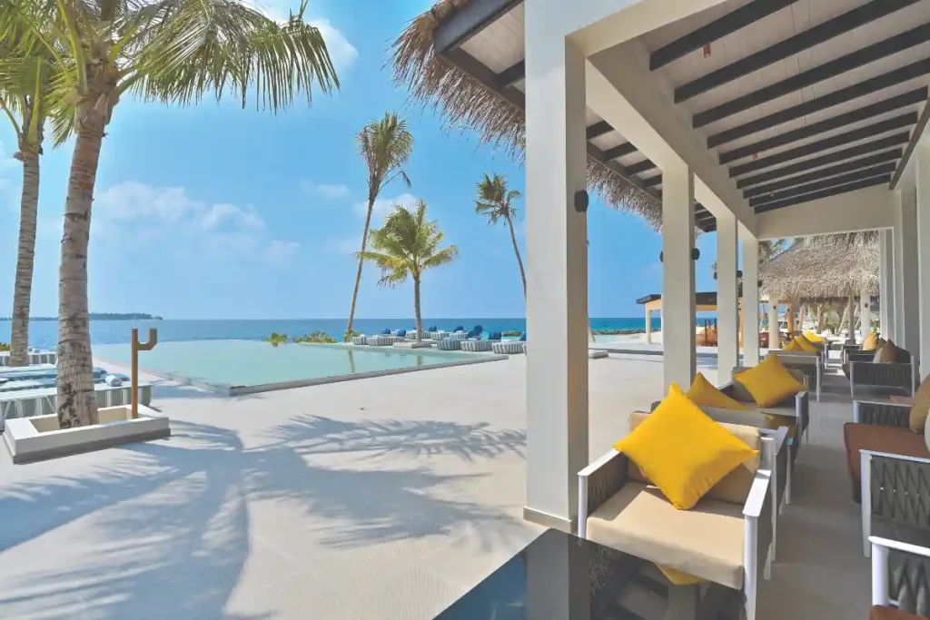 OBLU SELECT Lobigili