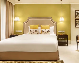 Luxury Grande Room - Taj Connemara Chennai