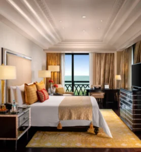 The Leela Palace Chennai - Royal Club Sea View Room