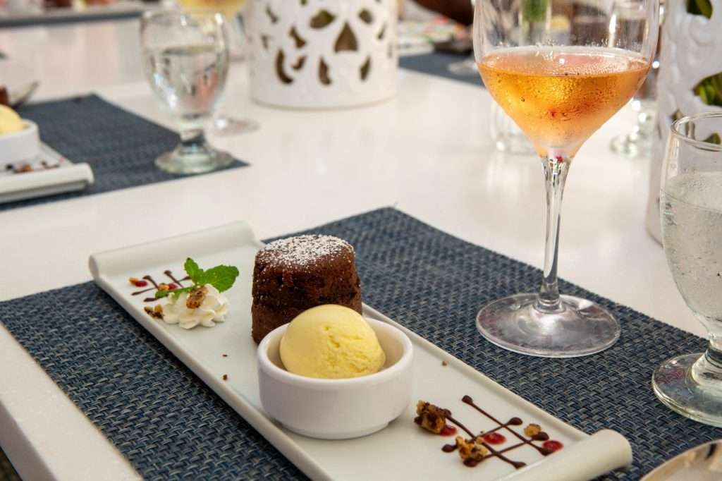 Curtain Bluff - dining food