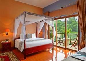 Phong Nha Lake House Resort - Bungalow with lake view