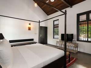 Jetwing Mahesa Bhawan peacock room