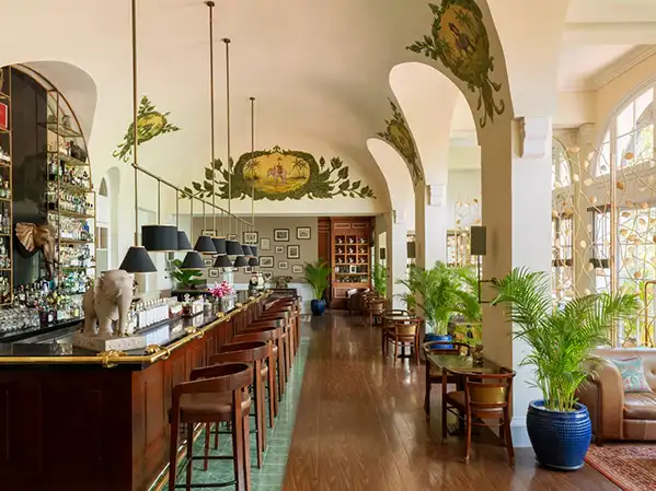 Raffles Hotel Le Royal - dining