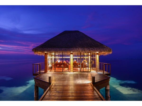 Adaaran Select Hudhuranfushi